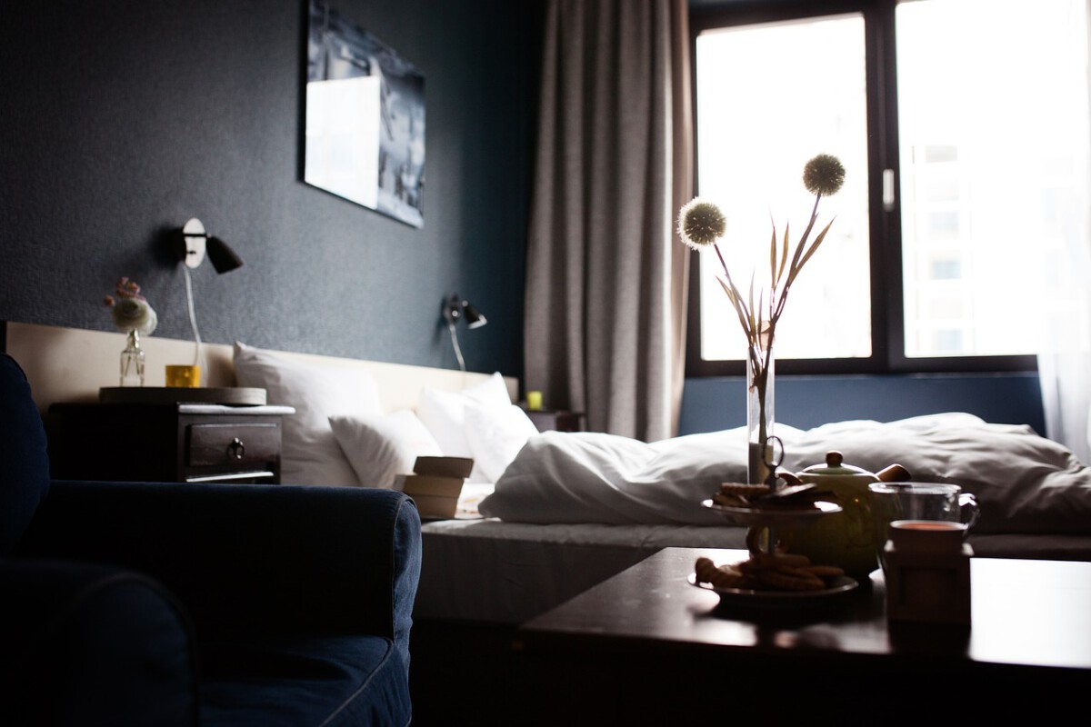 Micro-Hotels Gain Popularity Among Urban Travelers Seeking Minimalist Comfort in the US