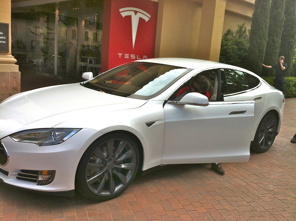 California Commits to Zero-Emission Vehicle Mandates