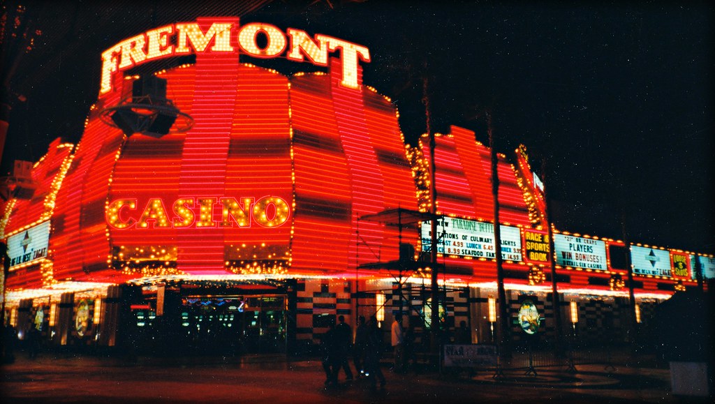 Nevada's Transformation from Mining Frontier to Entertainment Capital