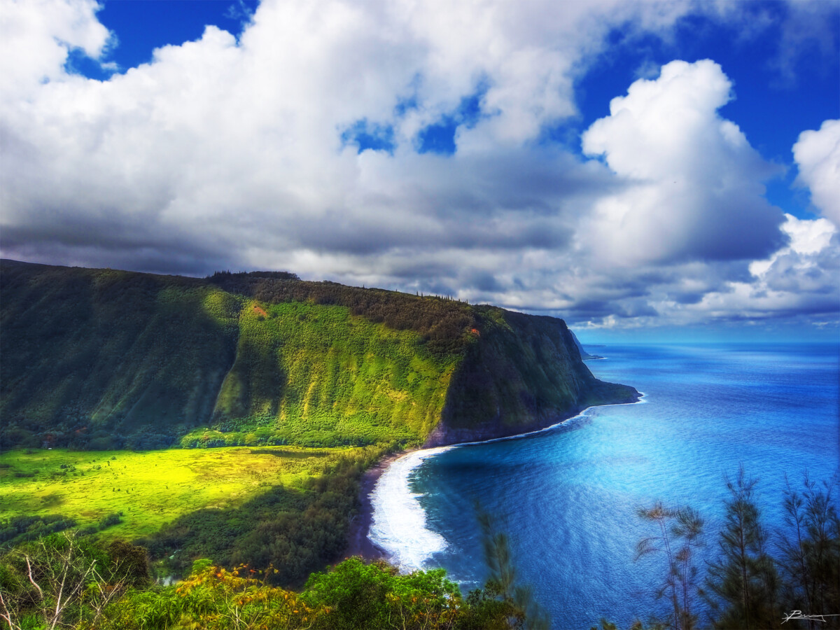 The Remote Hawaiian Valley With No Roads In or Out