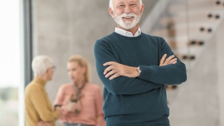 The 4 Zodiac Signs That Radiate Charisma Without Trying