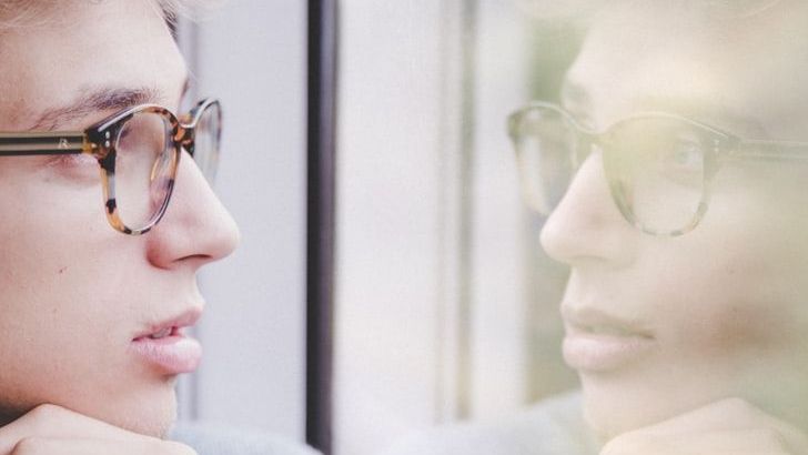 Breaking Free: 4 Signs Shedding Old Patterns for Good