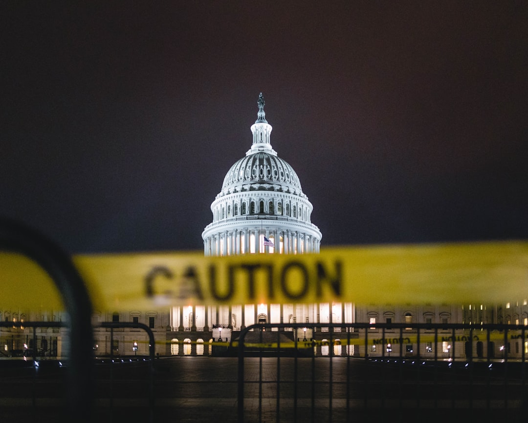 What the early polls say about the shutdown
