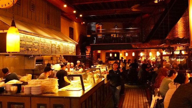 3 Restaurant Tactics That Make You Spend More Without Noticing