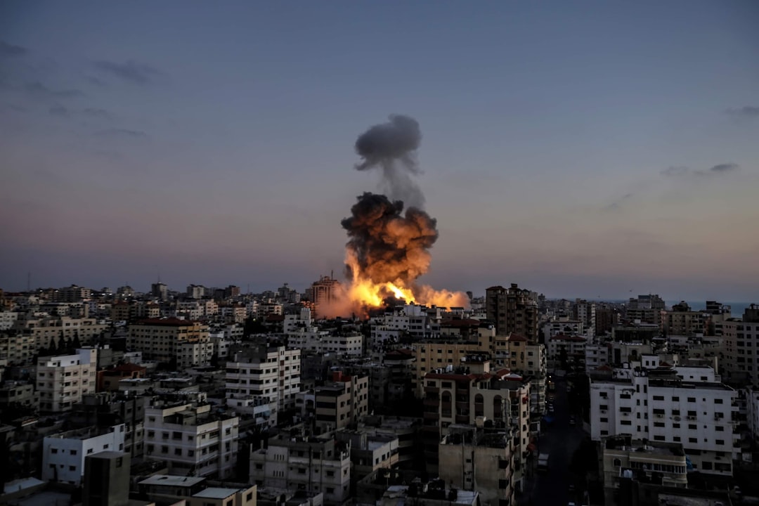 Explosions in Gaza after news of ceasefire agreement