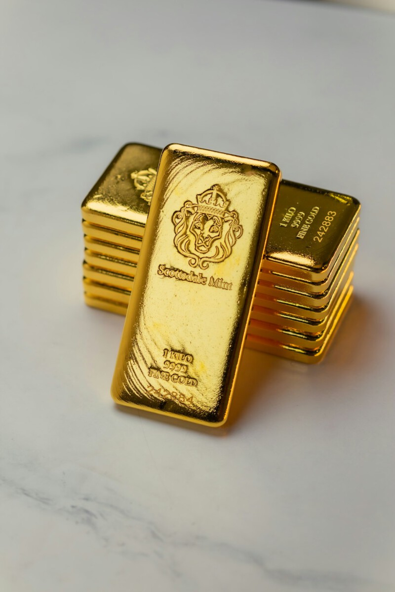 Why do central banks buy gold? Experts weigh in
