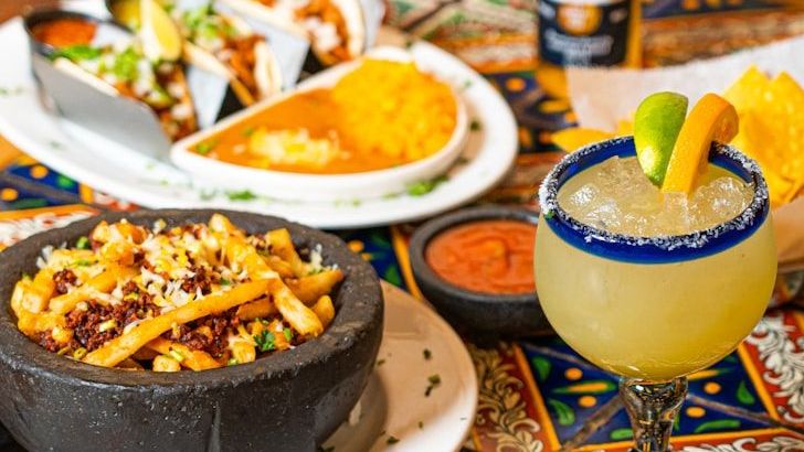 5 Classic Chain Restaurants Making A Big Comeback In 2025