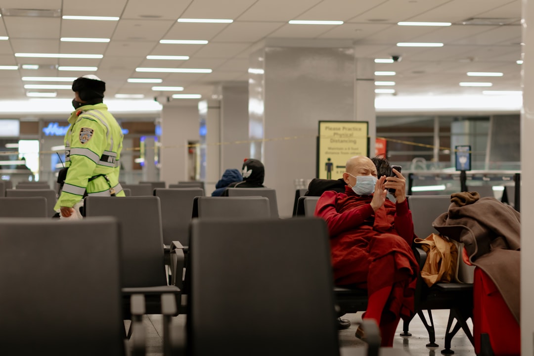 ICE detains British Muslim political commentator at San Francisco airport