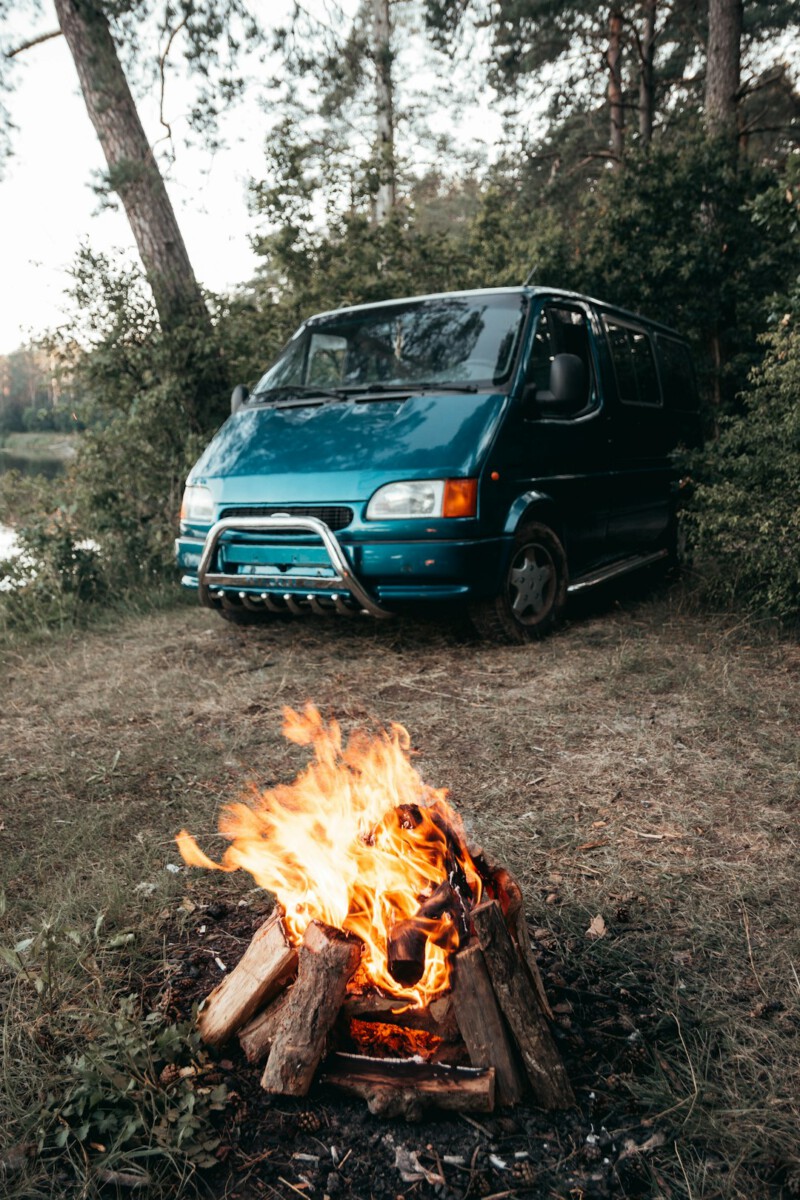 'I lit his a— on fire. He's a d—': Woman bragged about setting van ablaze with on-again, off-again boyfriend trapped inside, cops say