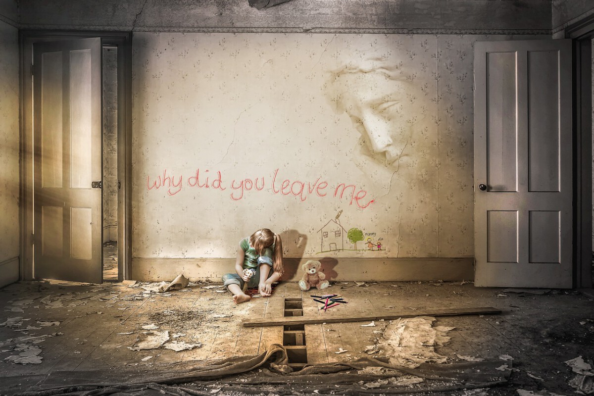 Child Sex Offender, Girlfriend, Charged With Neglect After Young Children Found Living in Filth