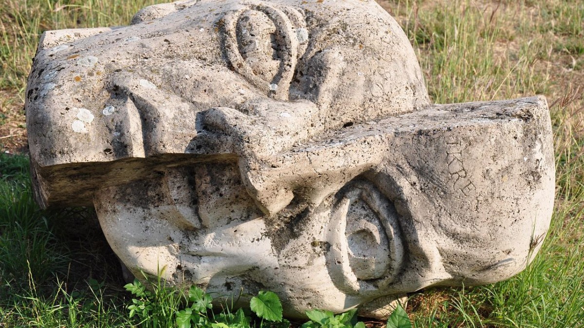 These 5 Zodiac Signs Will Soon Recognize The Truth Hidden Behind Their Doubt