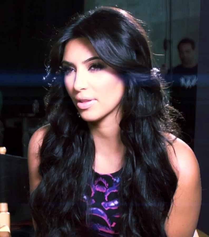 Kardashian Hot Shots of 2025 ... Kurves That Broke The Internet!