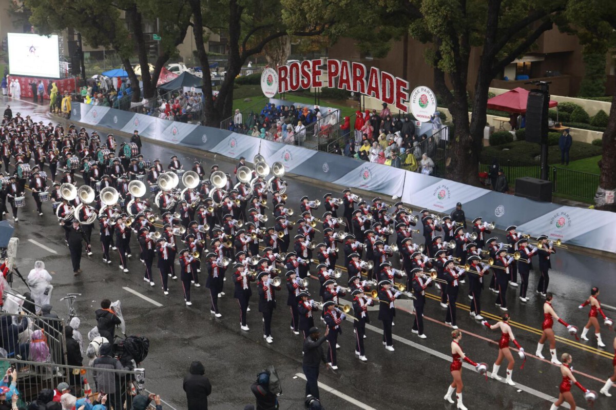 137th Rose Parade kicks off in Pasadena. It's the first rainy parade in two decades