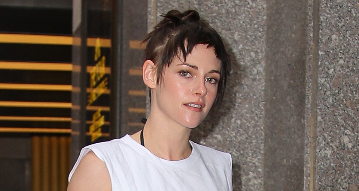 Kristen Stewart Reveals If She Would Be Interested In Directing 'Twilight' Remake