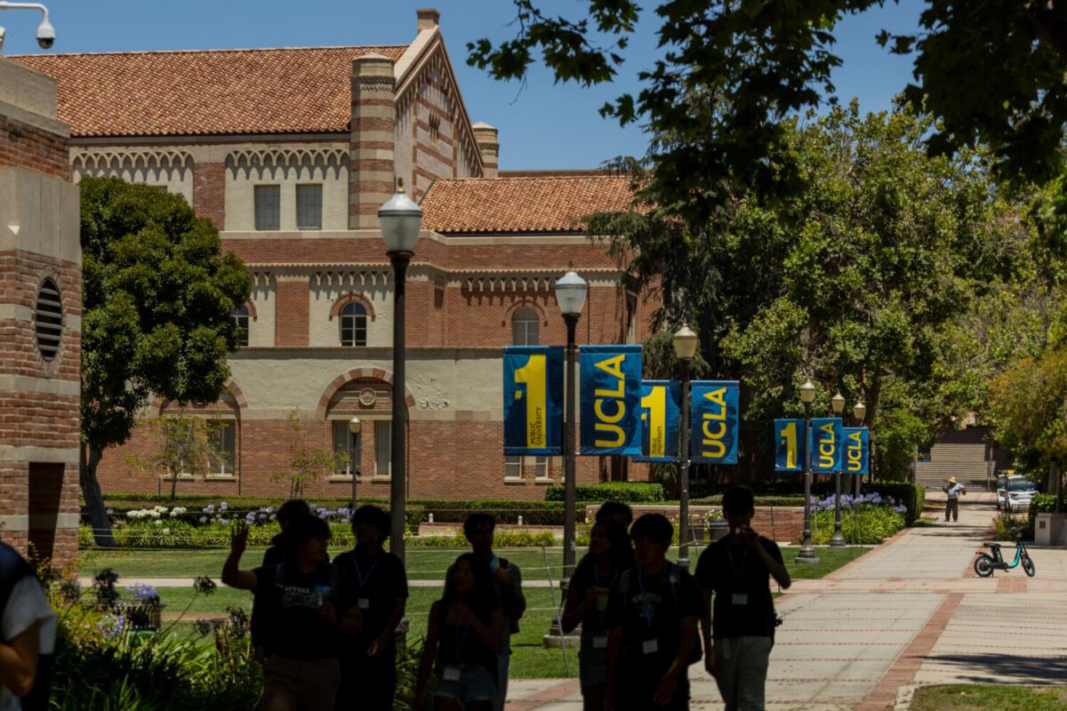 UC sets new record in California student enrollment as it weathers Trump challenges