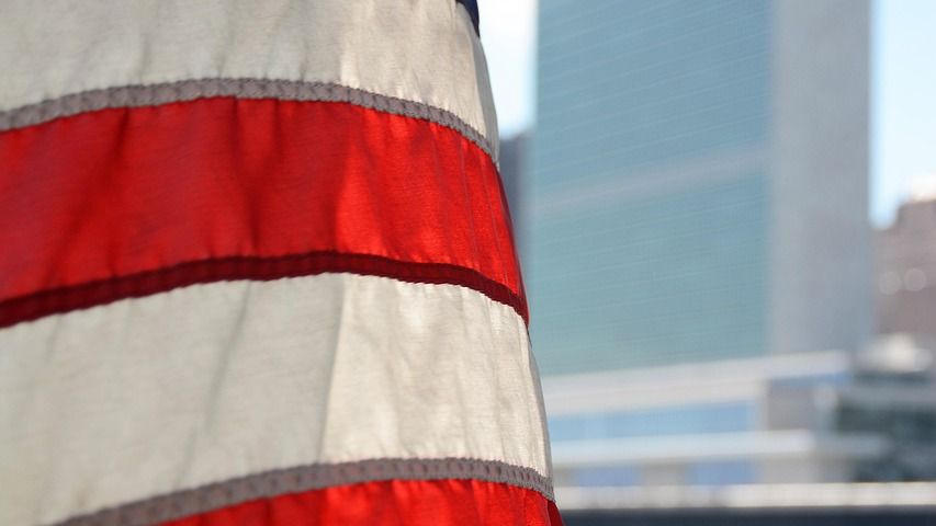 Cracks in MAGA? Secret Venezuela Raid Fuels Explosive Trump-Vance Clash