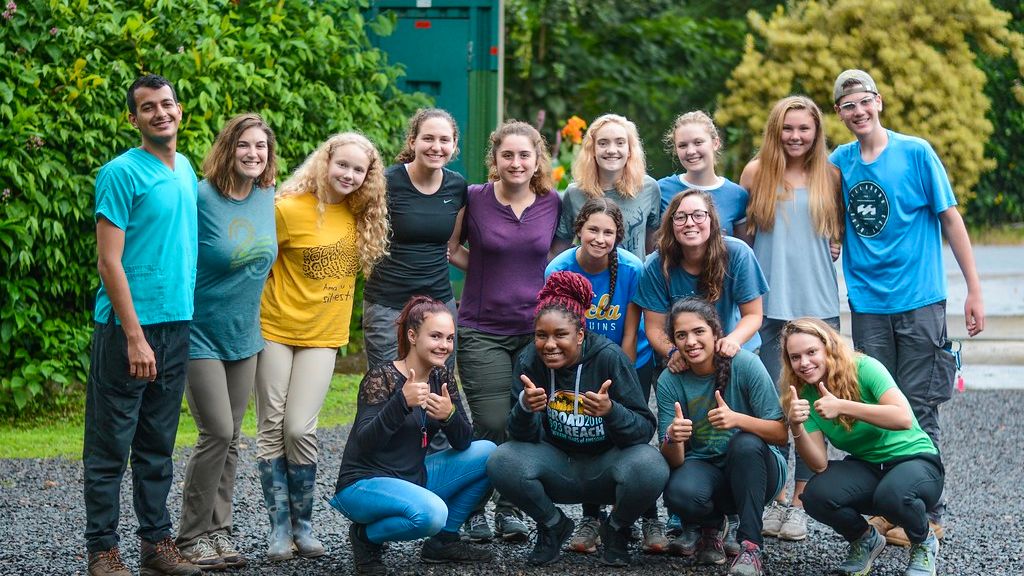 Which US States Have the Most Generous Neighbors? A Ranking of the Top 10