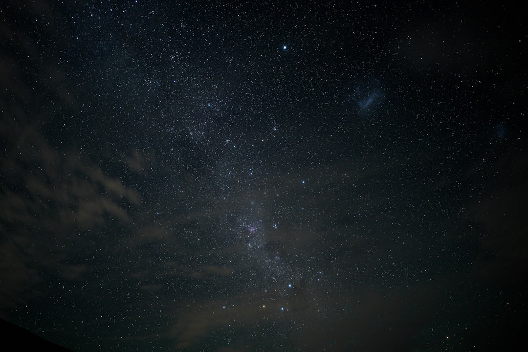 Download your free guide to the night sky in 2026