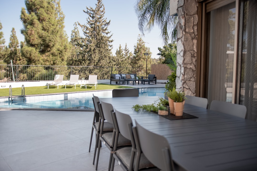 Turn Your Dinner Table Into A Pool Table