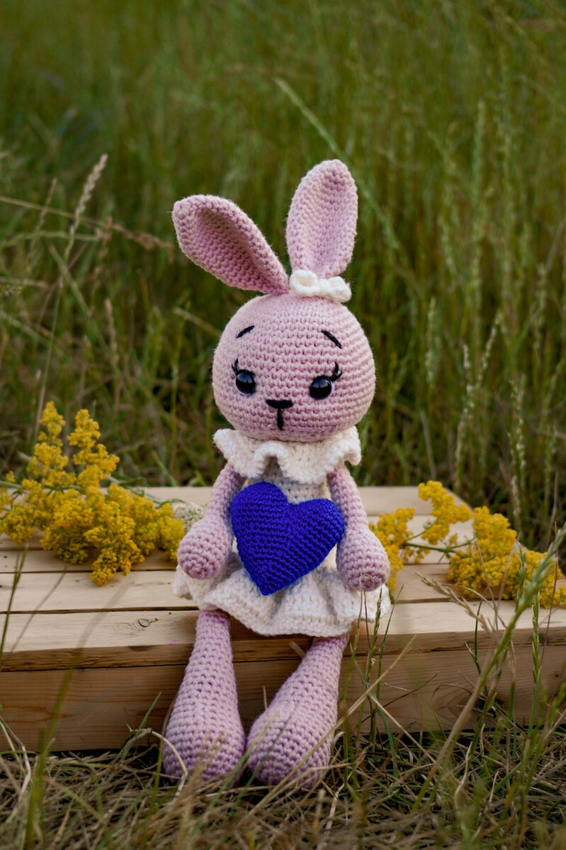 After being hit by a car, she was saved by a lavender bunny