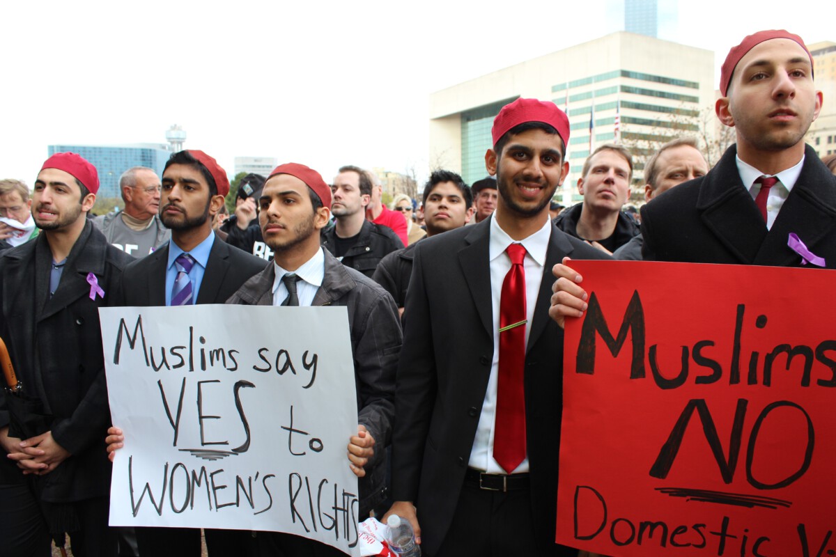 Muslims in Texas Are Harassed and Surveilled. Greg Abbott Is Making It Worse.