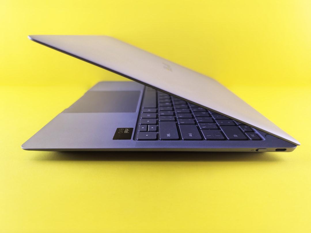 This Lightweight HP Laptop Won’t Slow Down Your Workday