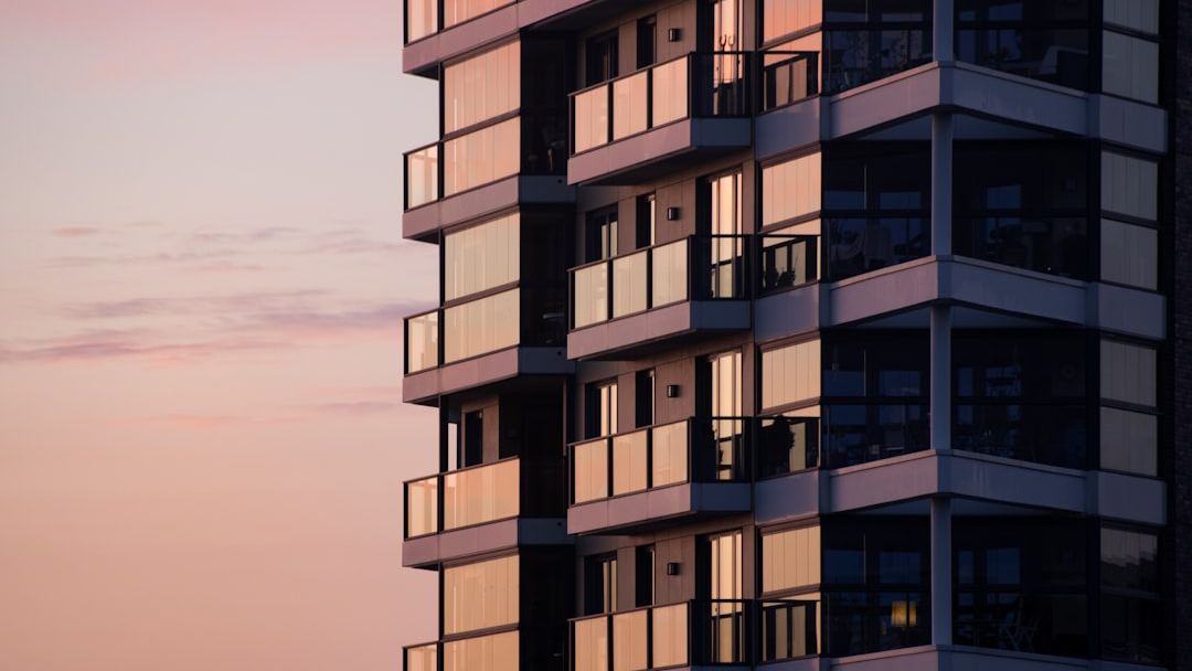 I Toured a "Luxury" Apartment Complex in Atlanta: 5 Reasons it’s a Modern-Day Slum