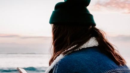 The 'Great Disconnect': Why These 5 Zodiac Signs Are Feeling the Urge to Delete All Social Media This April