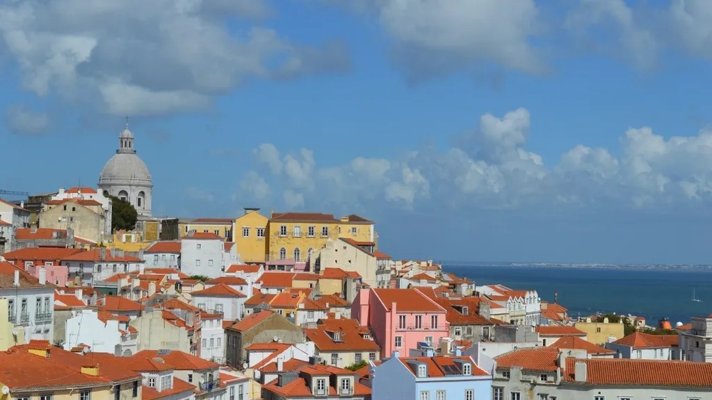 Why 'Digital Nomads' Are Suddenly Abandoning Europe for the American Midwest