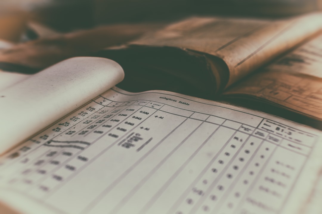 What Is the Difference Between Accounts Receivable Vs Payable?