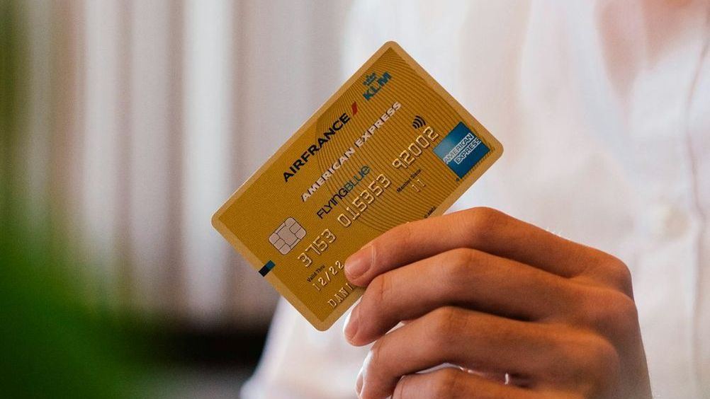 3 Signs Your Bank Is About to Lower Your Credit Limit Without Warning