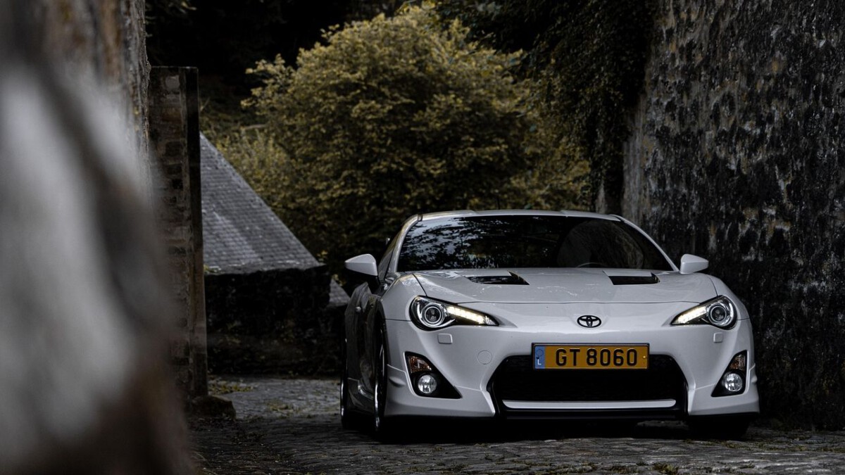 5 Car Brands Mechanics Say Will Easily Last 300,000 Miles