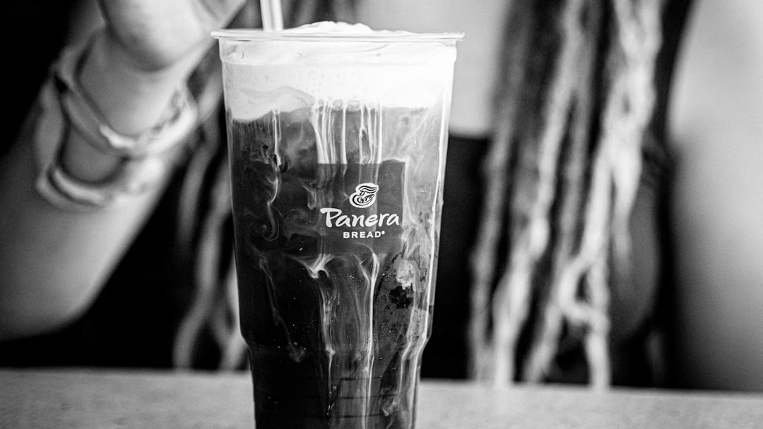 Why We’re Obsessed With Large Drinks: The Cultural History of the American "Big Gulp"