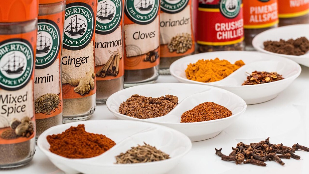 The "Anti-Aging" Spice: Why Women Over 40 Are Adding This to Every Dinner