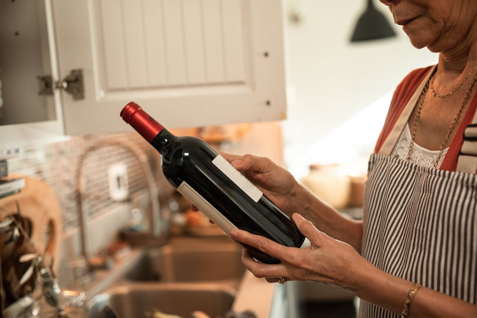 Does Cooking Wine Need to Be Refrigerated?