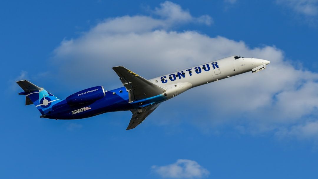 Nicolas Cage&rsquo;s Classic &rsquo;90s Action Hit Con Air Arrives on Hulu May 1