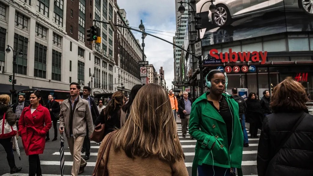 Why New Yorkers Walk at 4 MPH - And Why the Rest of the Country Can't Keep Up