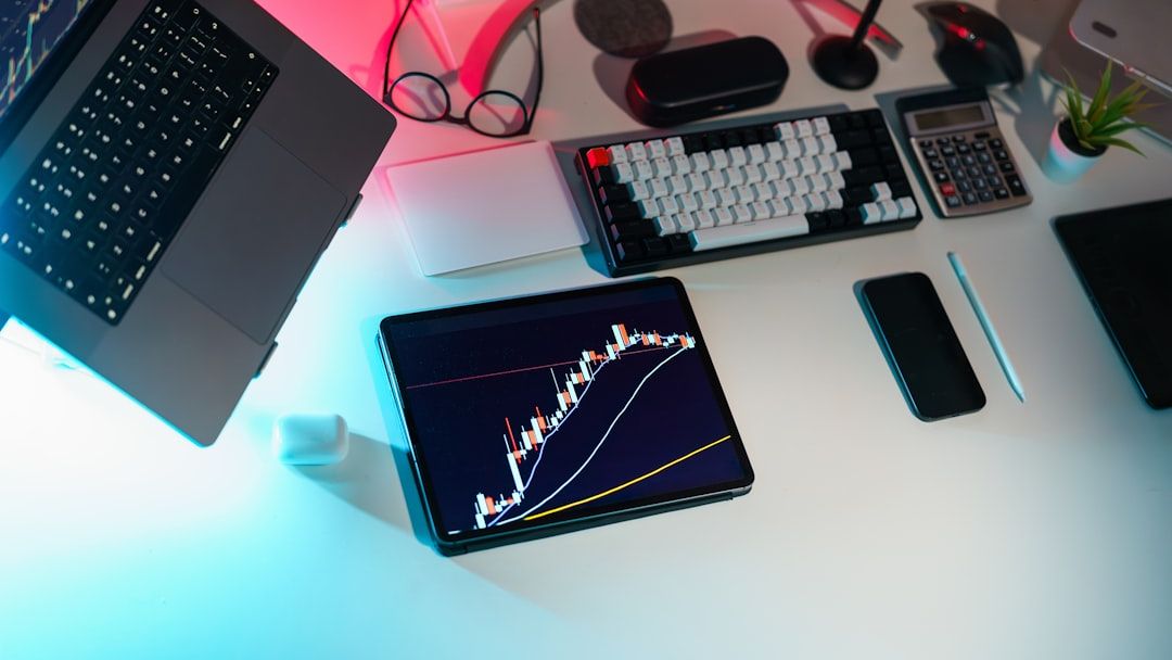 Why 1,000+ Small Towns Are Begging Remote Workers to Move There for Cash