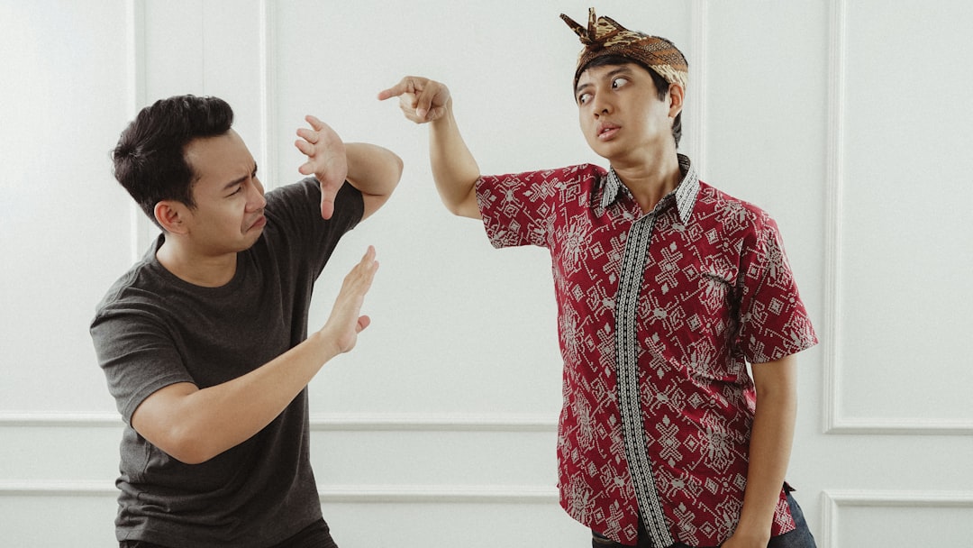 East Coast vs. West Coast: The Subtle Communication Difference That Causes Total Confusion