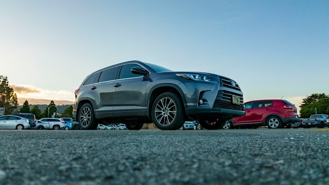 Why Thousands of Americans Are Suddenly Trading Their SUVs for "Old School" Sedans