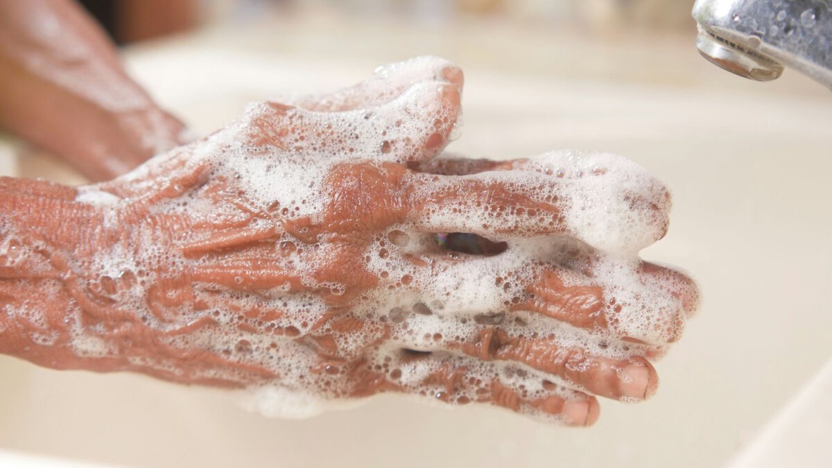 2 cases of disease from bacteria in water systems linked to Las Vegas Strip hotel