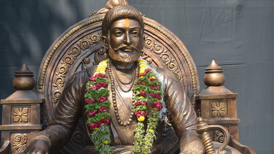 Raja Shivaji Review - Thundering performances in a not-so-epic film