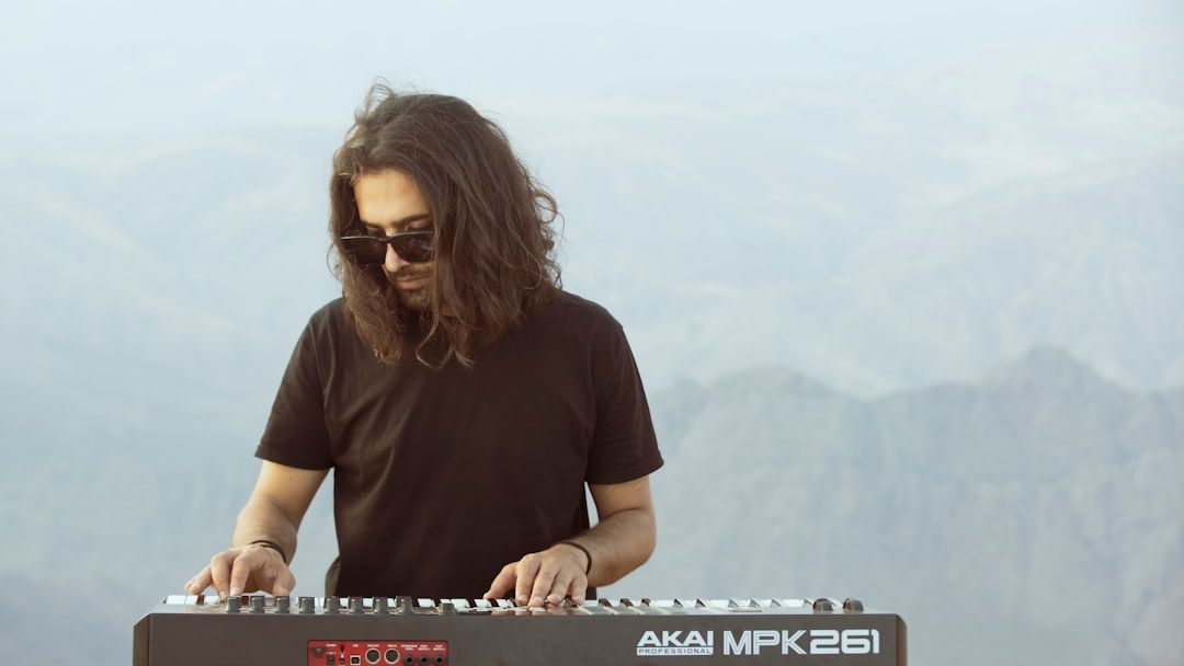Time To Choose Your Favorite Noah Kahan Song