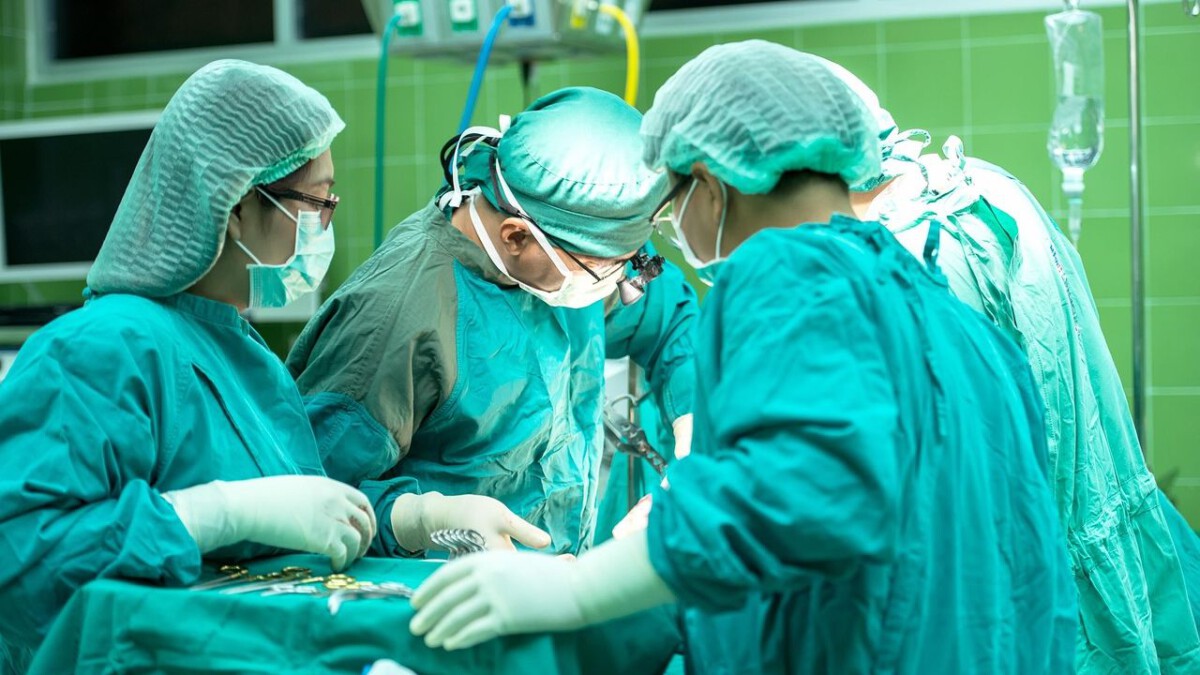 Apology, thanks for a stranger who helped during Swedish Hospital shooting