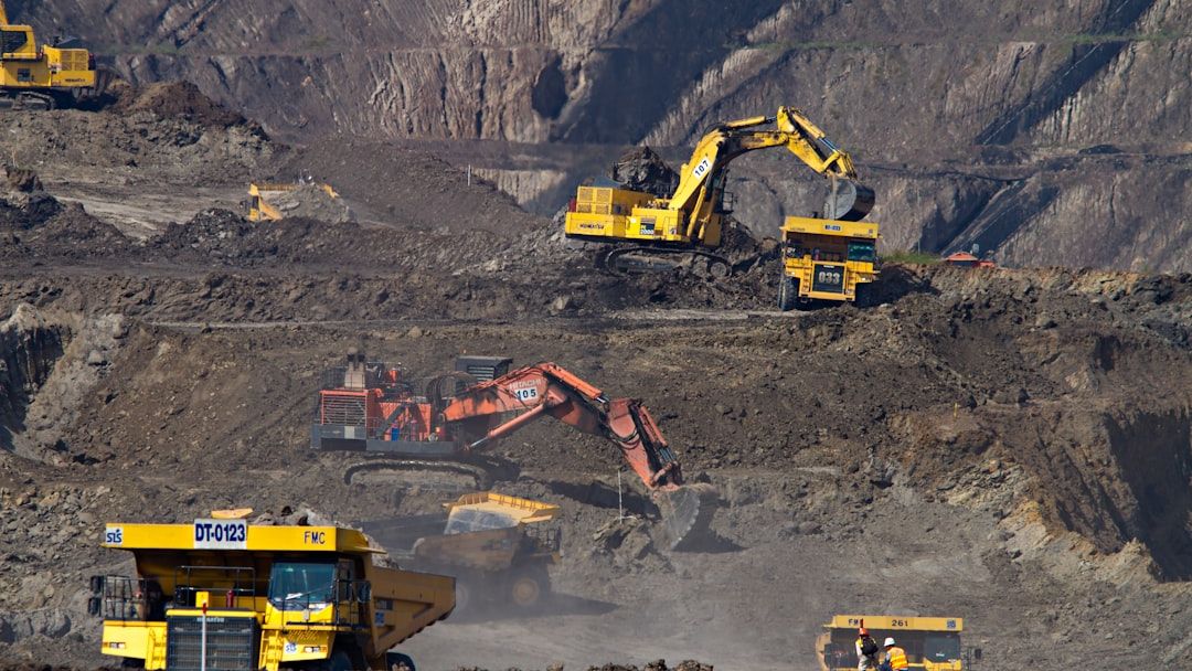 UBS lowers Warrior Met Coal stock price target on weak volumes
