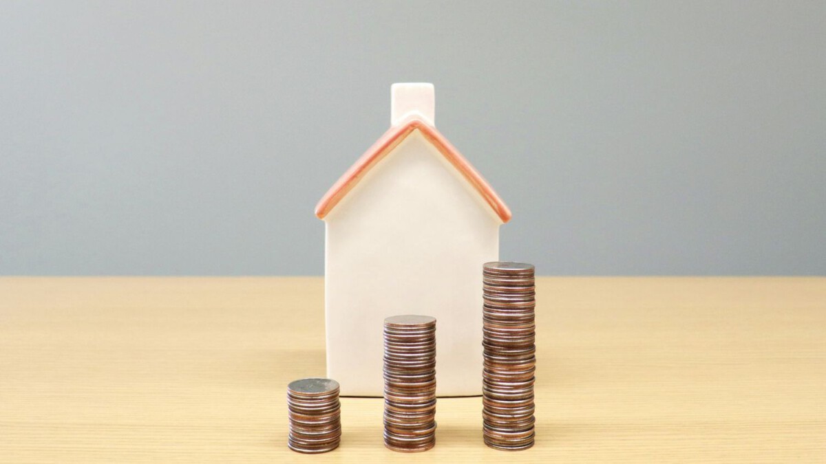 Home prices are dropping in one-third of U.S. cities. Here's where.