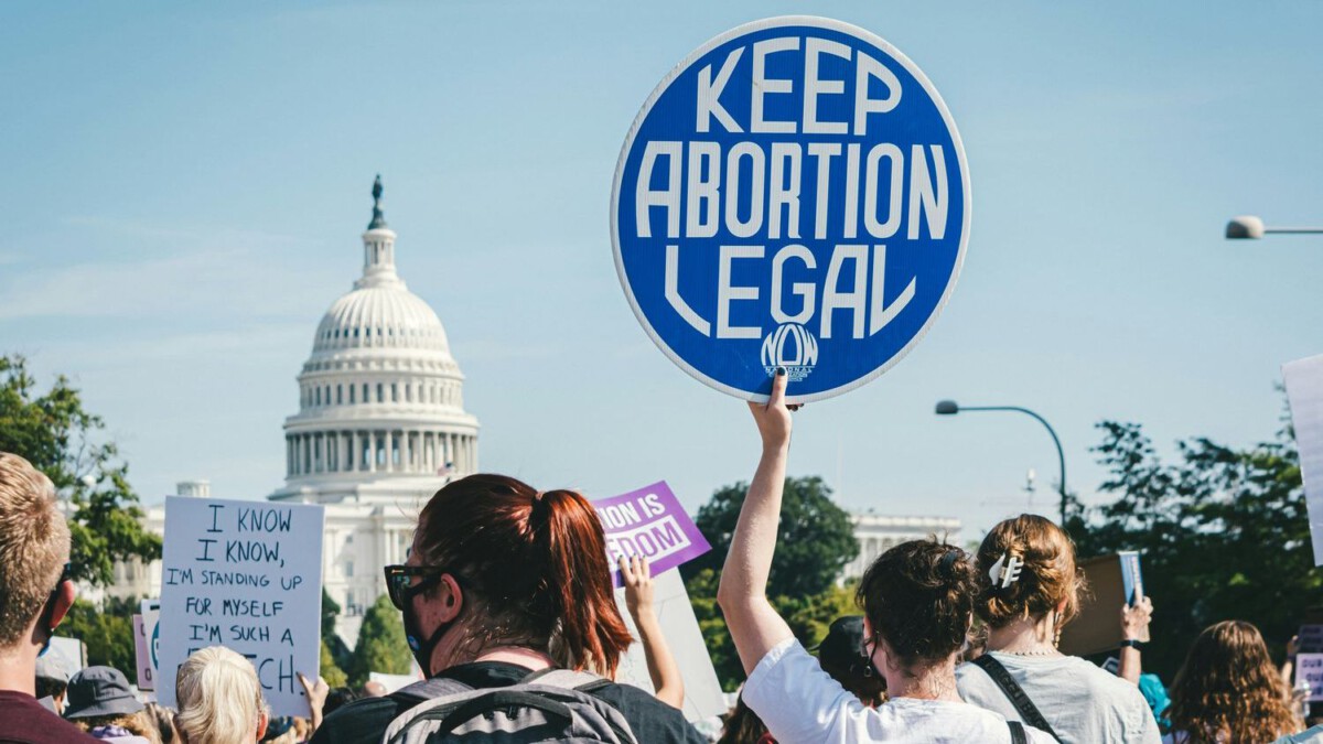 Court ruling prohibits a quarter of all abortions in the US