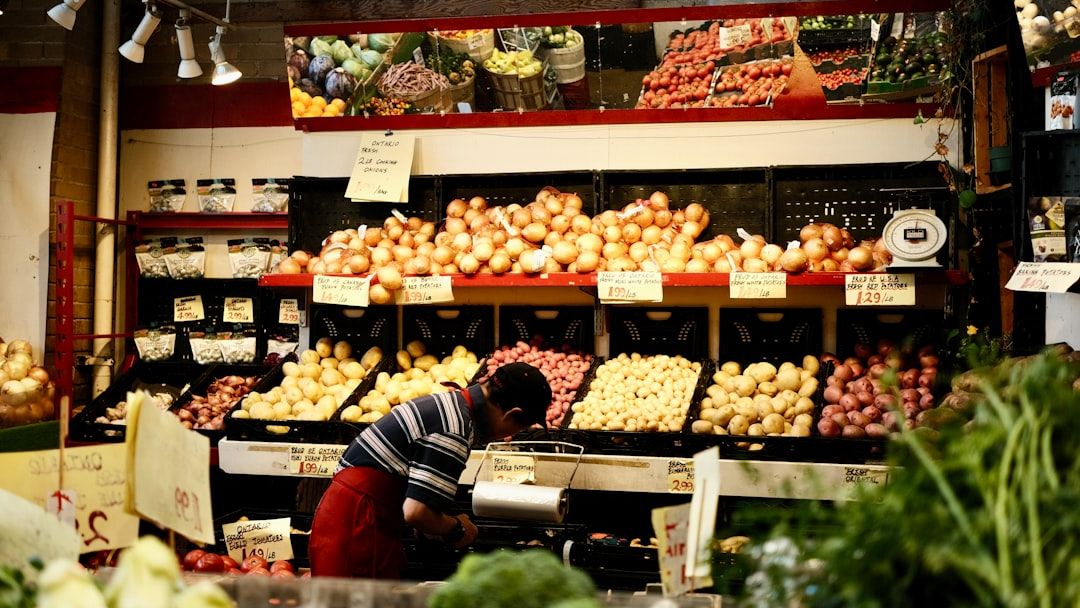5 Reasons Your Grocery Bill Isn't Dropping (And the One Store That's Cheating)