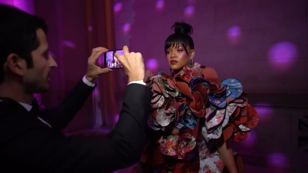Beyoncé Returns to Met Gala After a Decade Rihanna Adds Drama in Sculptural Couture