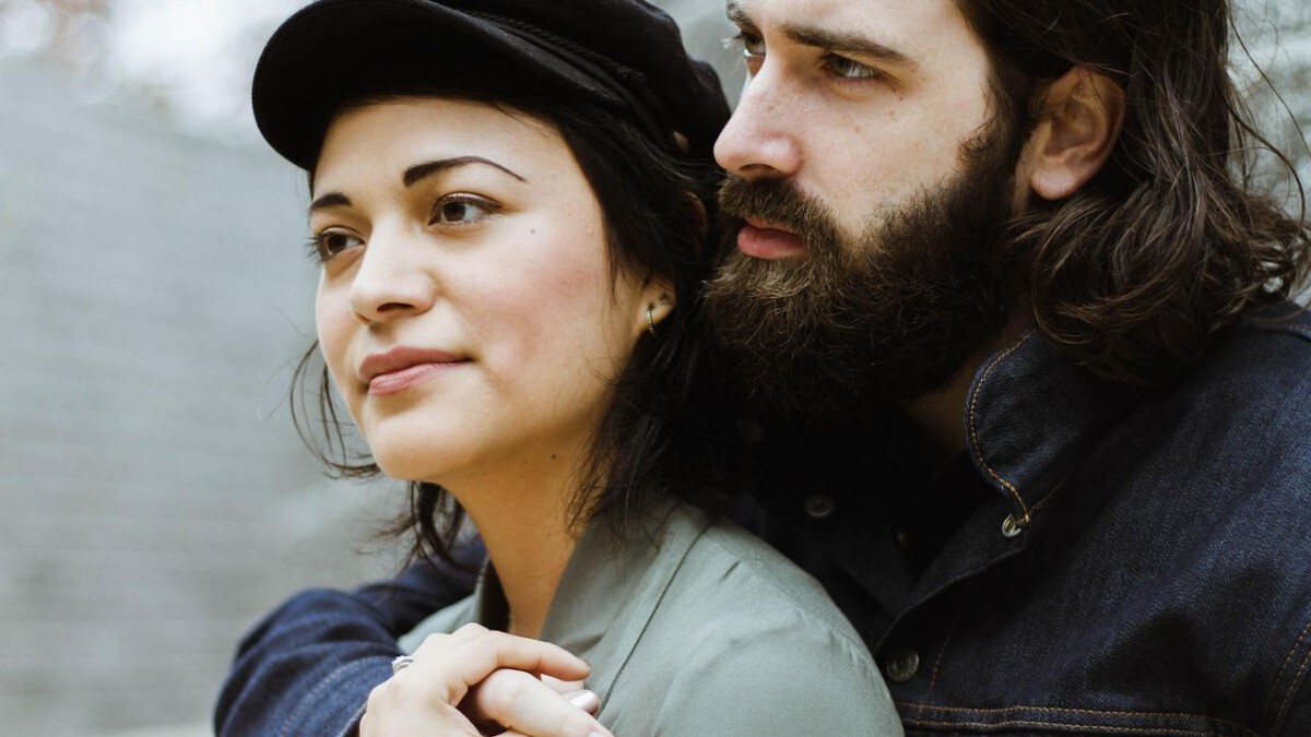 Having an ‘off the grid’ ‘Luddite Boyfriend’ is a major green flag for single women — here’s why